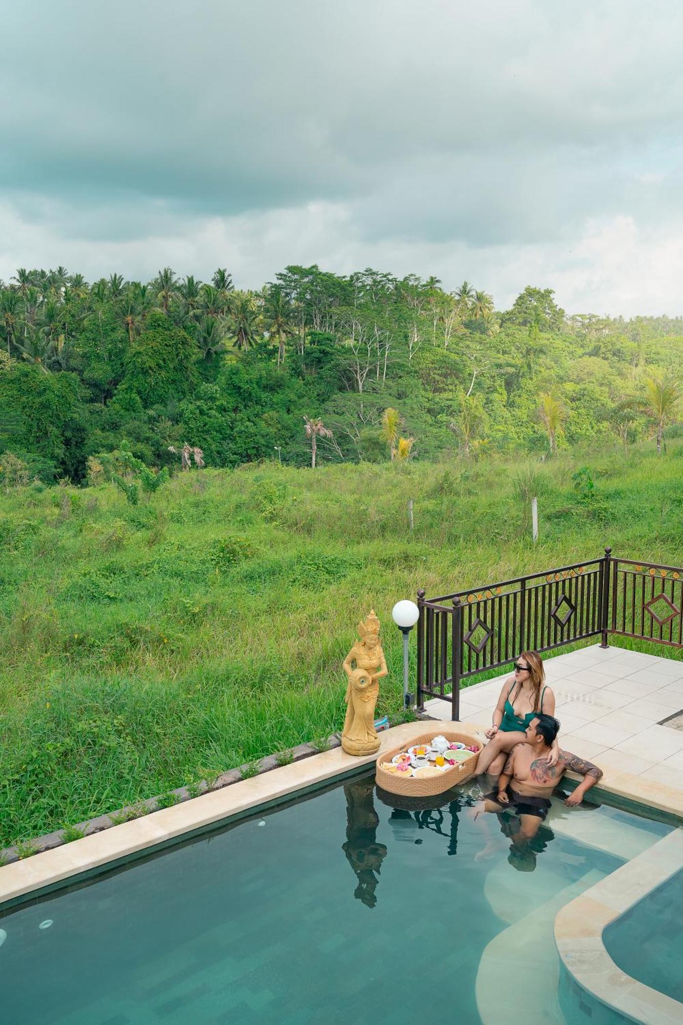 The Pyramid Ubud River Villas Gianyar  Exterior photo