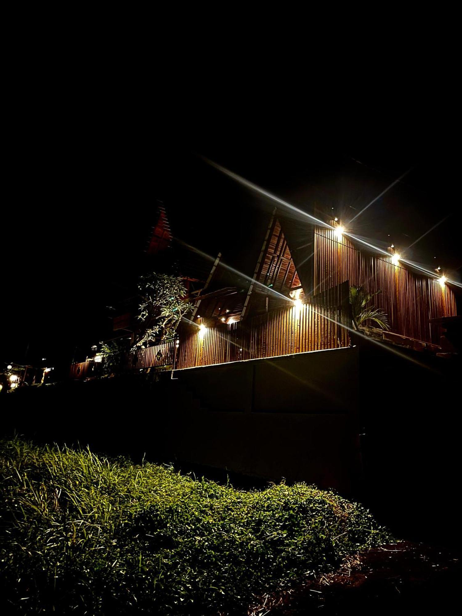 The Pyramid Ubud River Villas Gianyar  Exterior photo